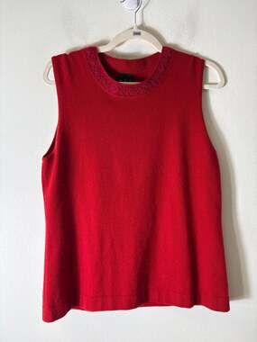 Belford Darker Red Sleeveless Cashmere Sweater Sz L